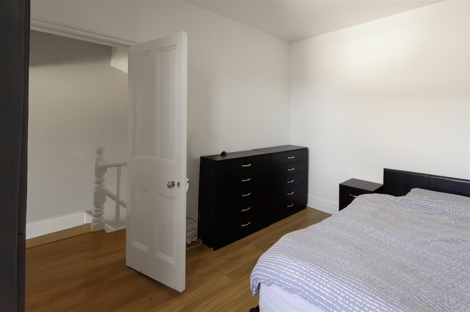 15 - 2 Dorvil Street.jpg